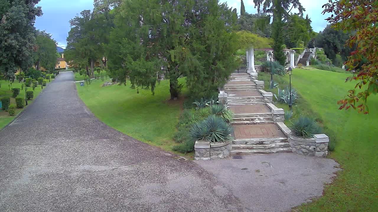 Spletna kamera park Coronini Kronberg – Gorica