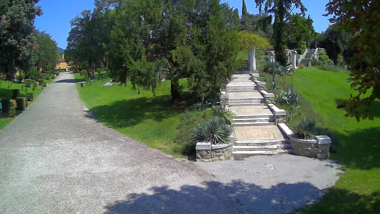 Spletna kamera park Coronini Kronberg – Gorica