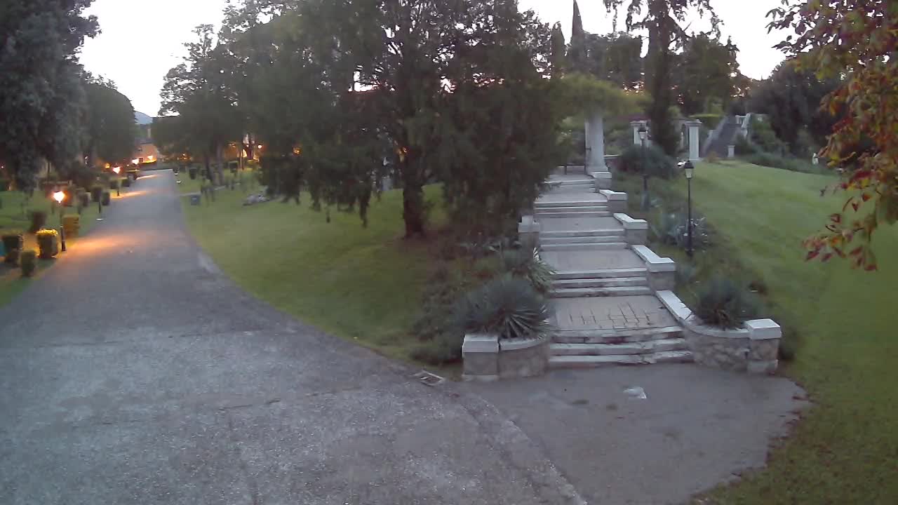 Spletna kamera park Coronini Kronberg – Gorica