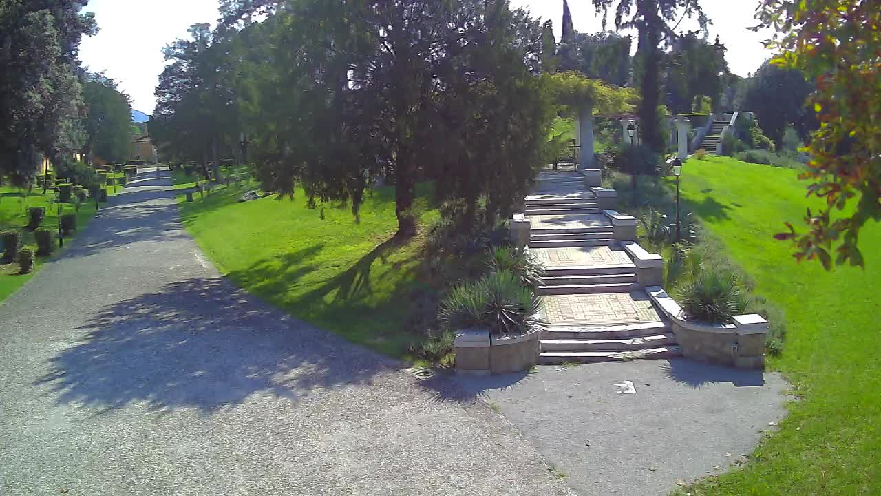 Spletna kamera park Coronini Kronberg – Gorica
