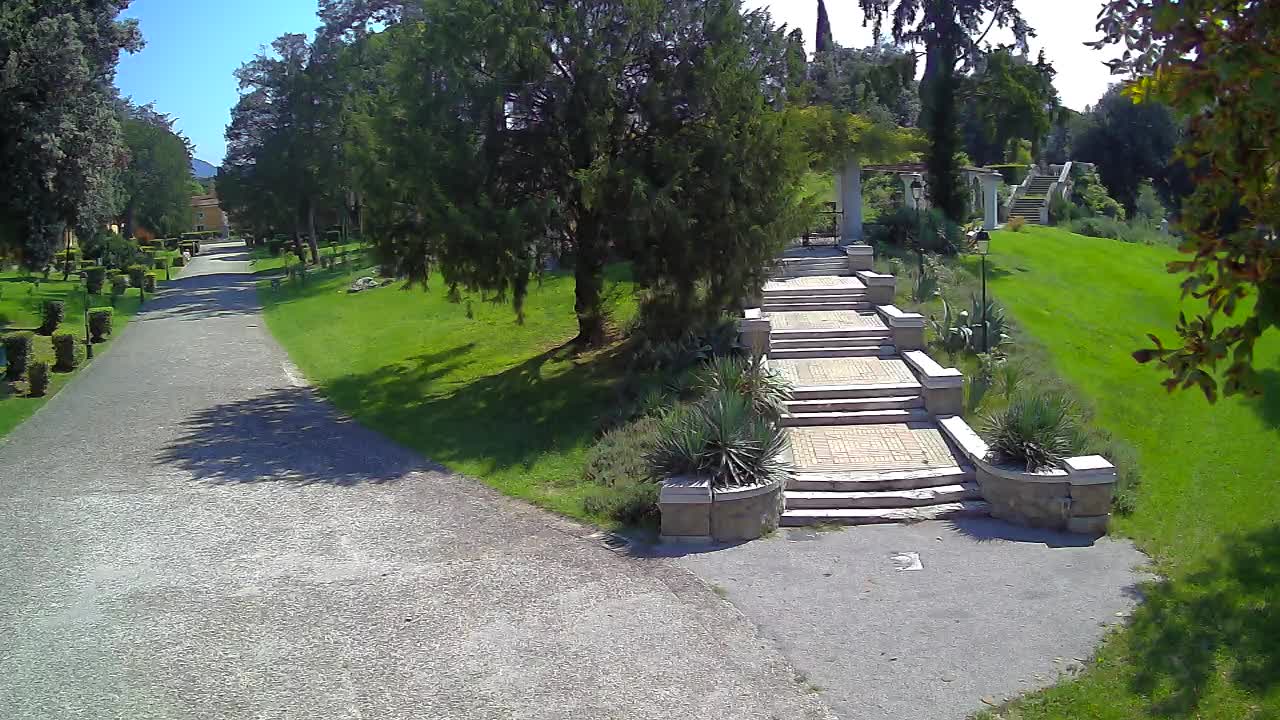 Spletna kamera park Coronini Kronberg – Gorica