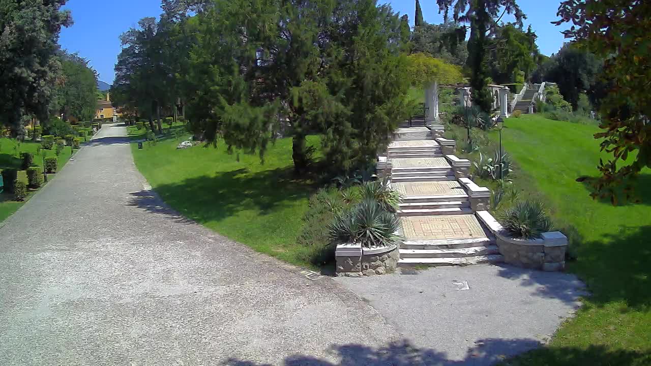 Spletna kamera park Coronini Kronberg – Gorica