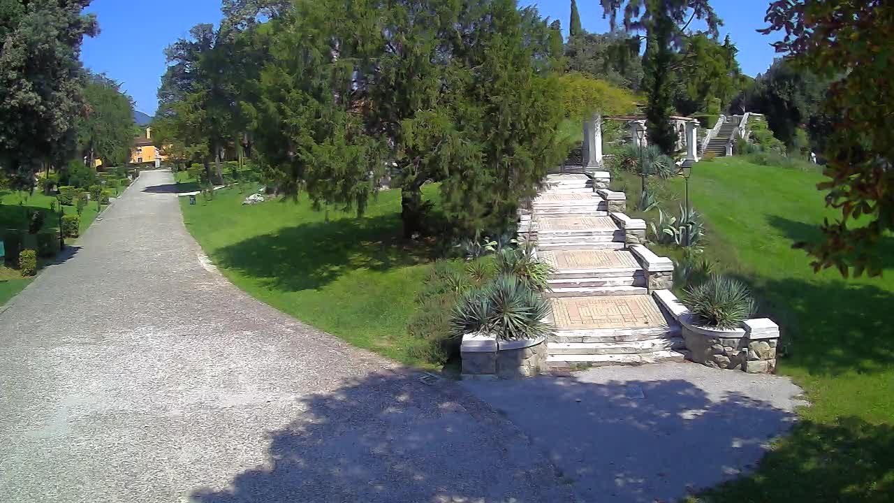 Spletna kamera park Coronini Kronberg – Gorica