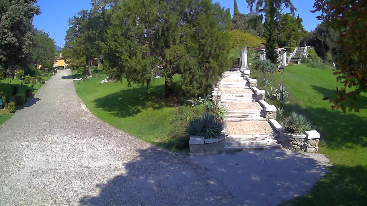 Spletna kamera park Coronini Kronberg – Gorica