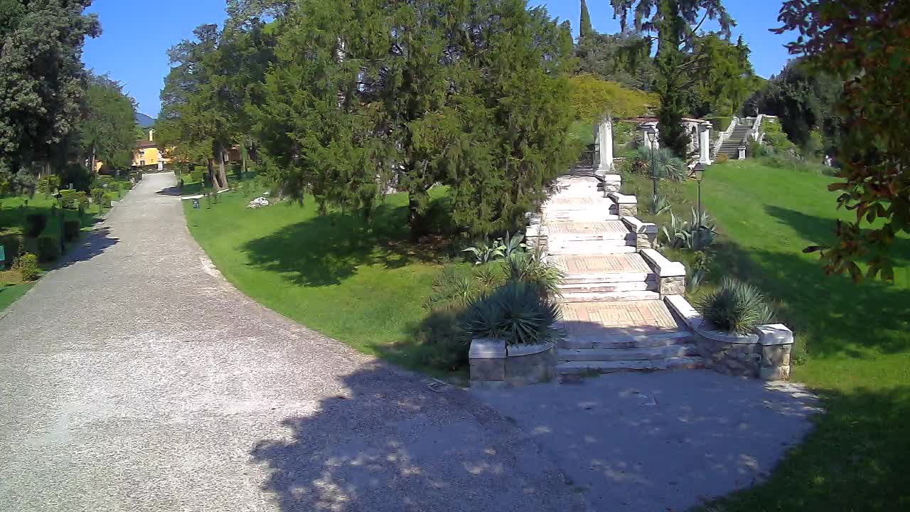 Spletna kamera park Coronini Kronberg – Gorica