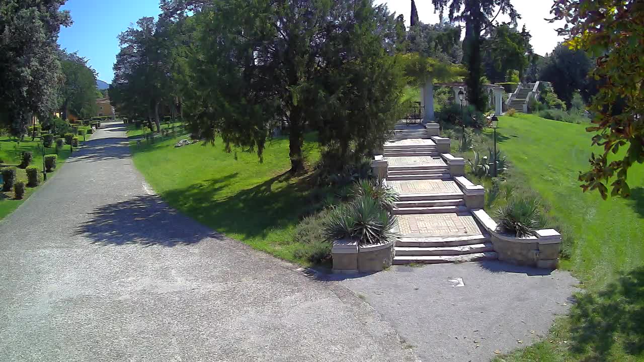 Spletna kamera park Coronini Kronberg – Gorica