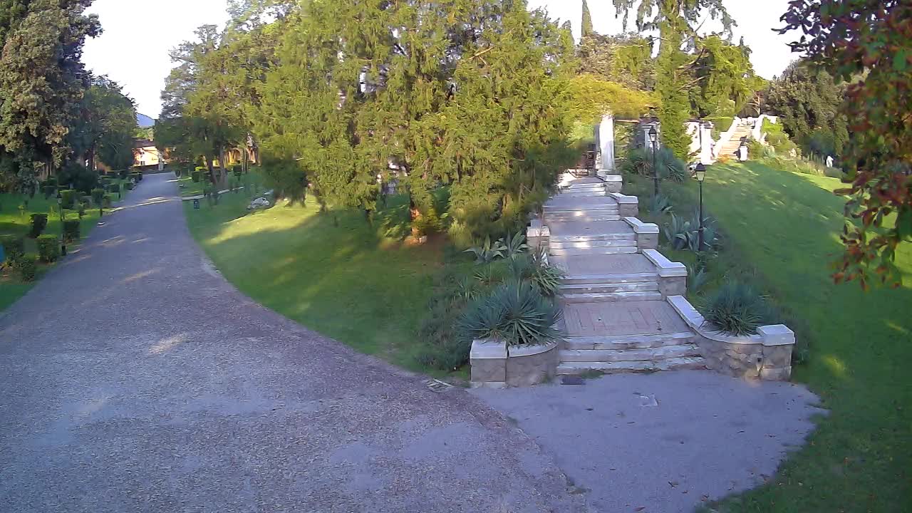Parco Coronini-Cronberg Live Webcam – Green Oasis