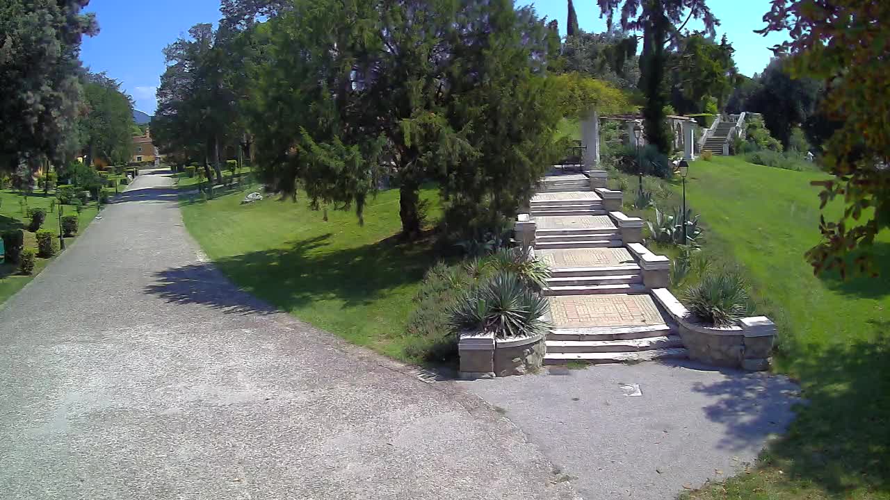 Spletna kamera park Coronini Kronberg – Gorica