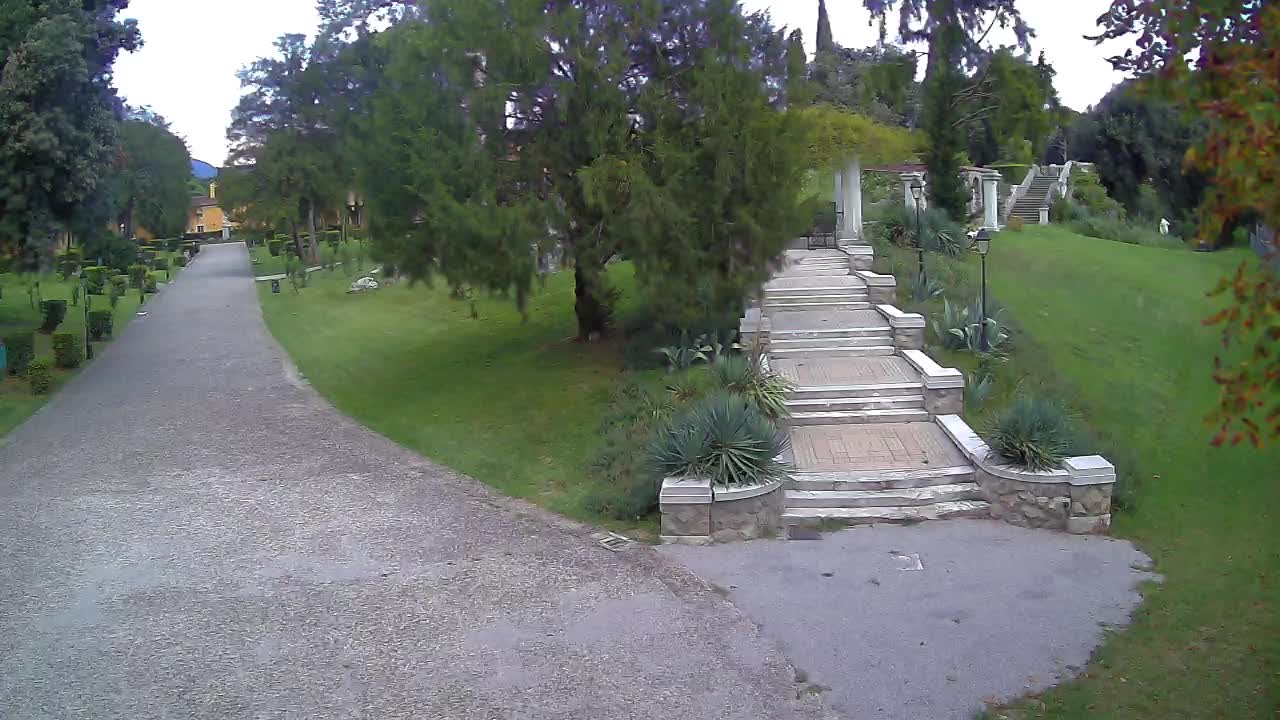 Parco Coronini-Cronberg Live Webcam – Green Oasis