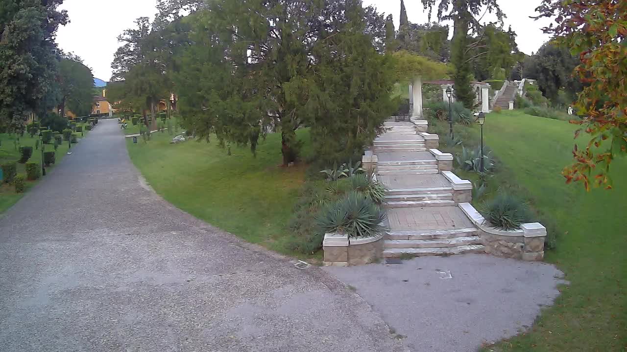 Parco Coronini-Cronberg Live Webcam – Green Oasis