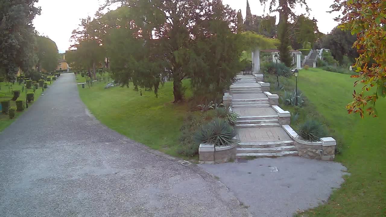 Parco Coronini-Cronberg Live Webcam – Green Oasis