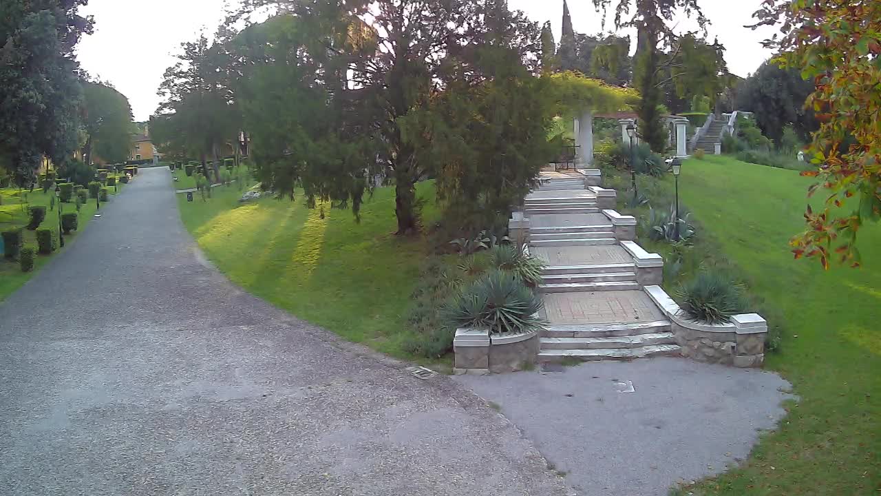 Spletna kamera park Coronini Kronberg – Gorica