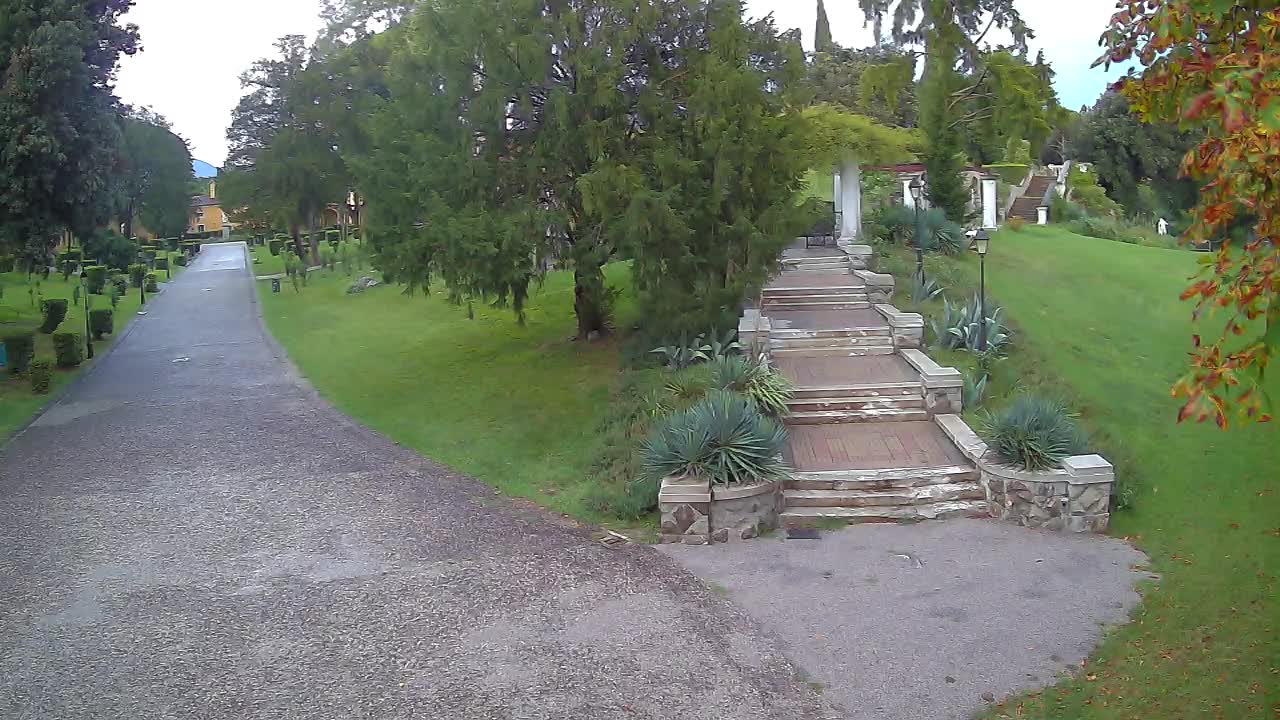 Spletna kamera park Coronini Kronberg – Gorica