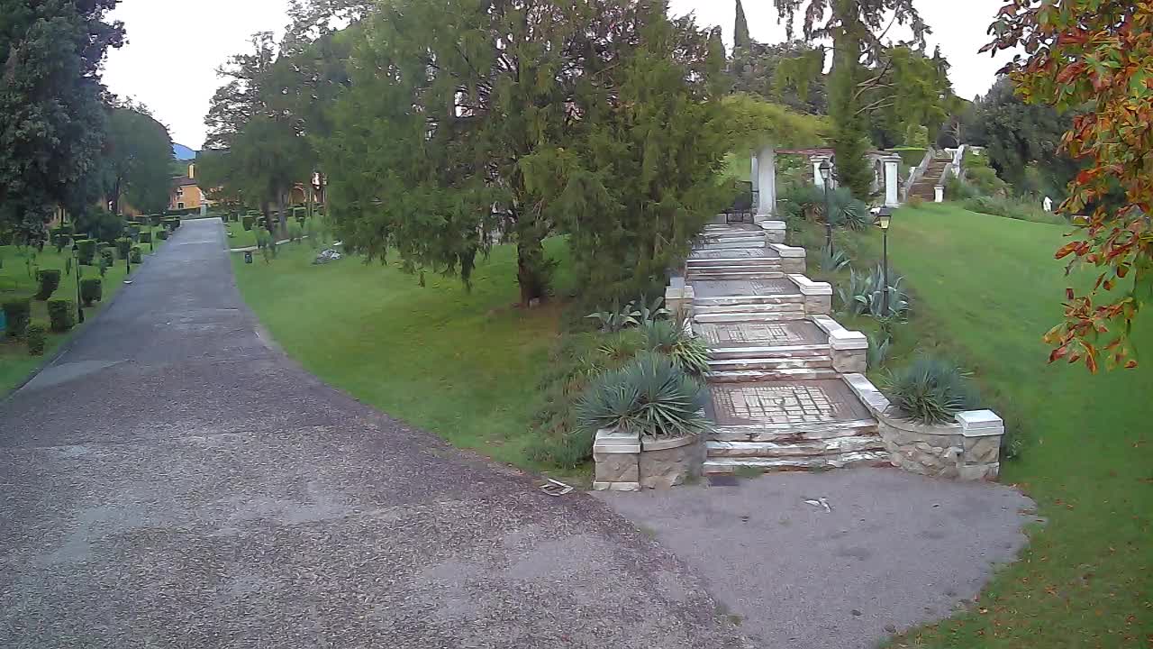 Spletna kamera park Coronini Kronberg – Gorica