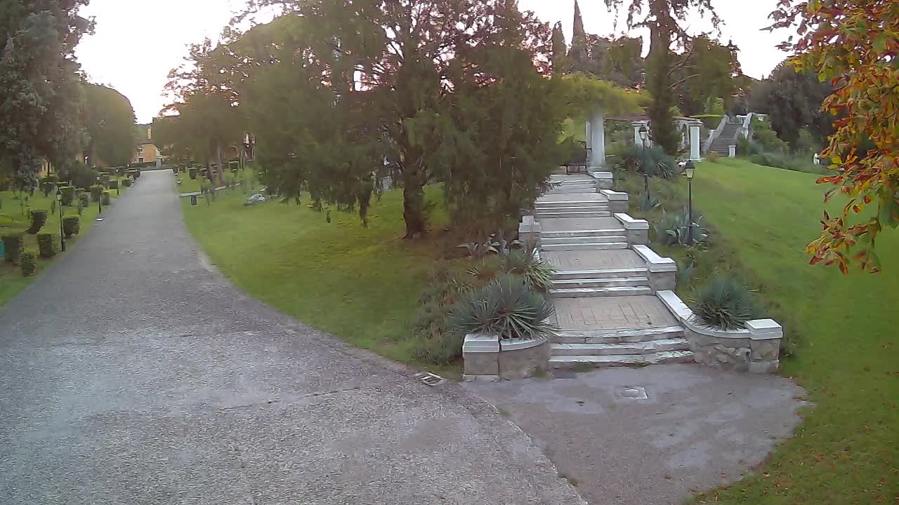 Spletna kamera park Coronini Kronberg – Gorica