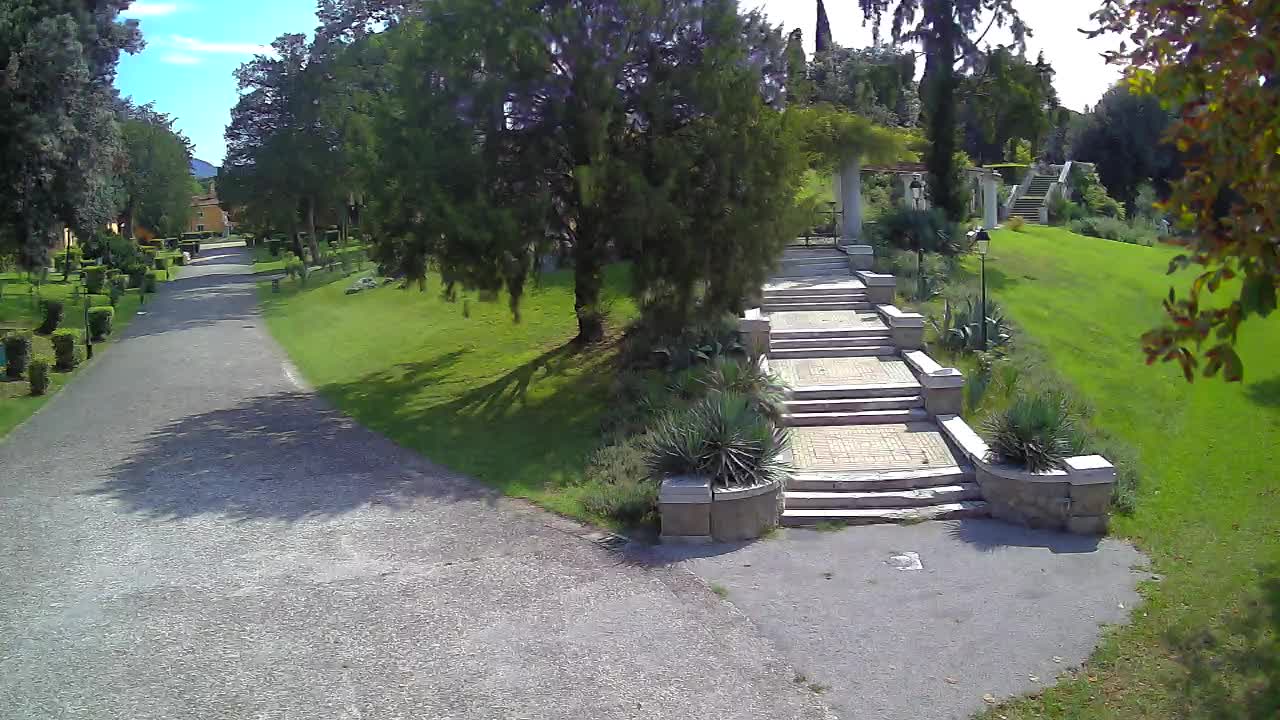 Spletna kamera park Coronini Kronberg – Gorica