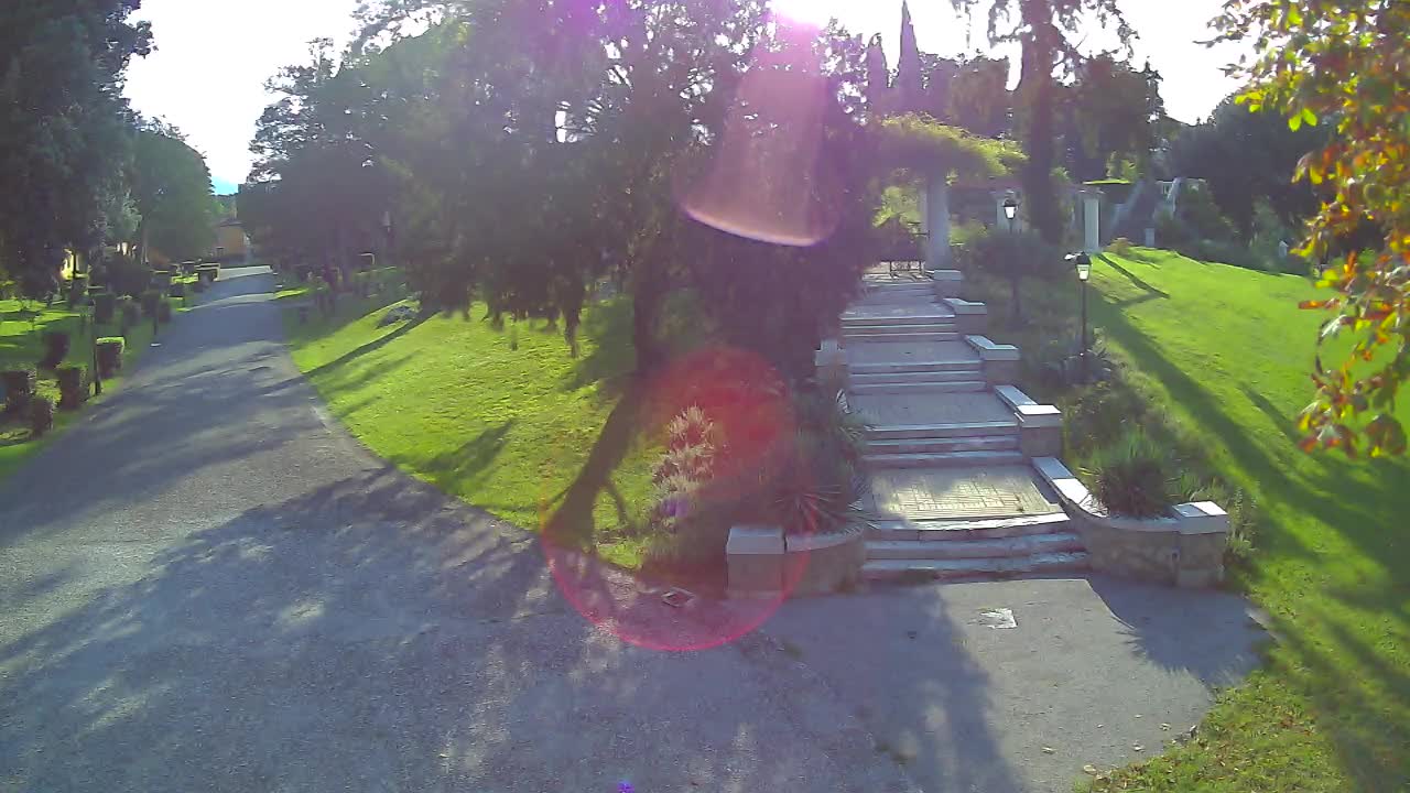 Spletna kamera park Coronini Kronberg – Gorica