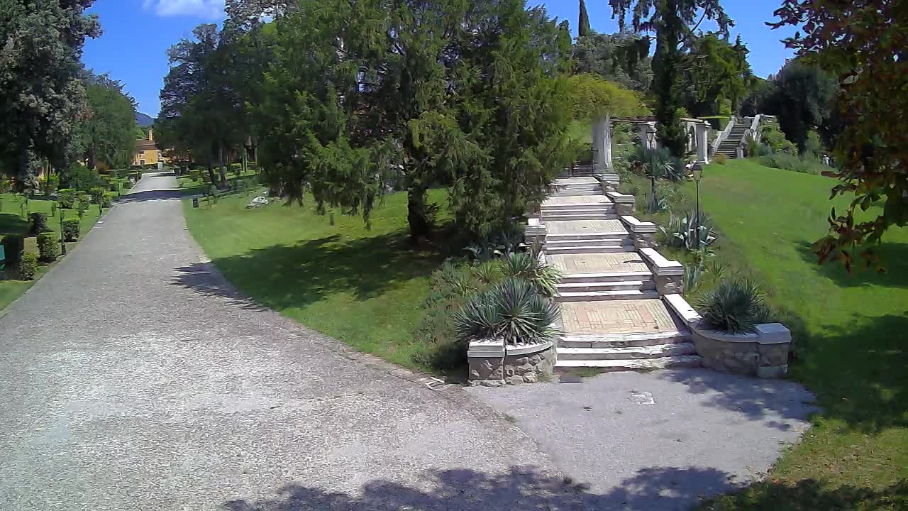 Spletna kamera park Coronini Kronberg – Gorica