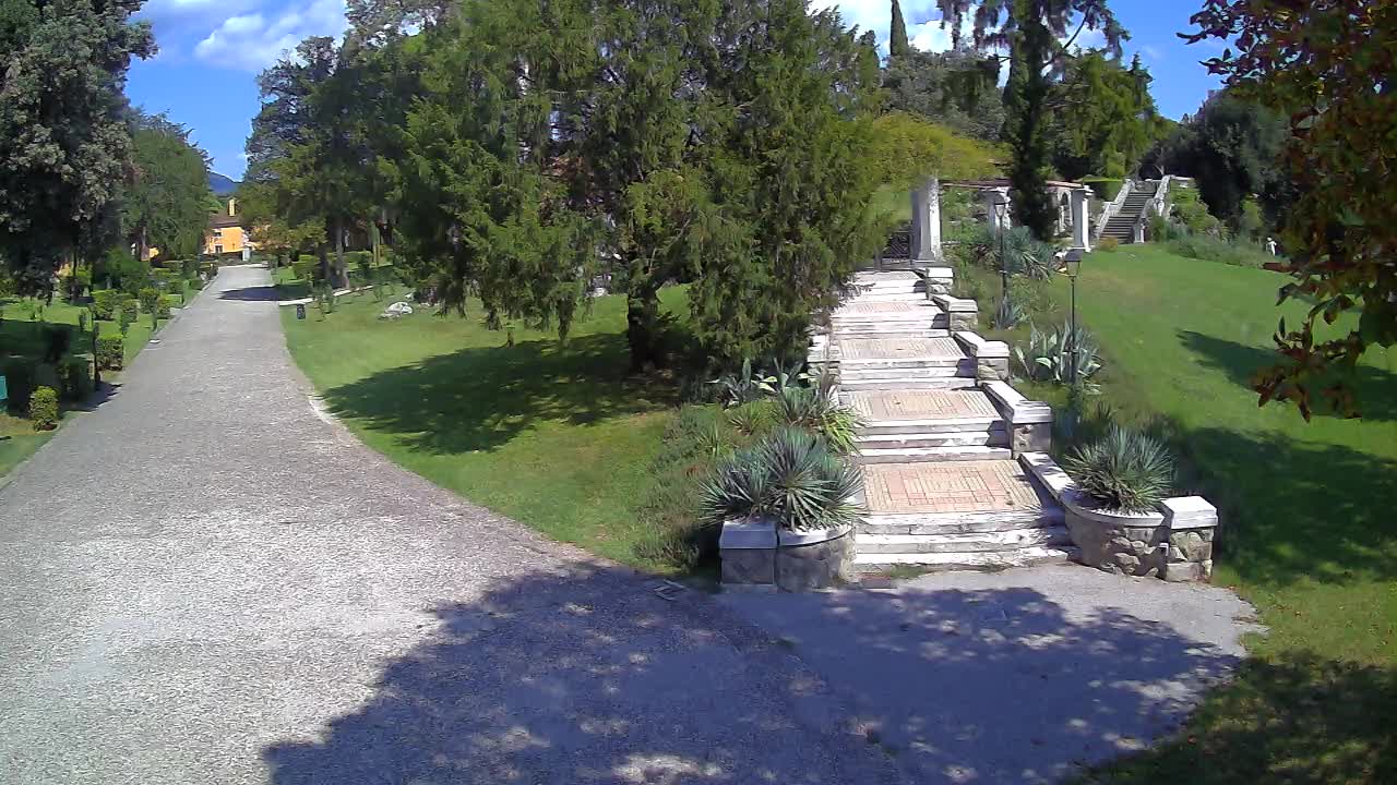 Spletna kamera park Coronini Kronberg – Gorica