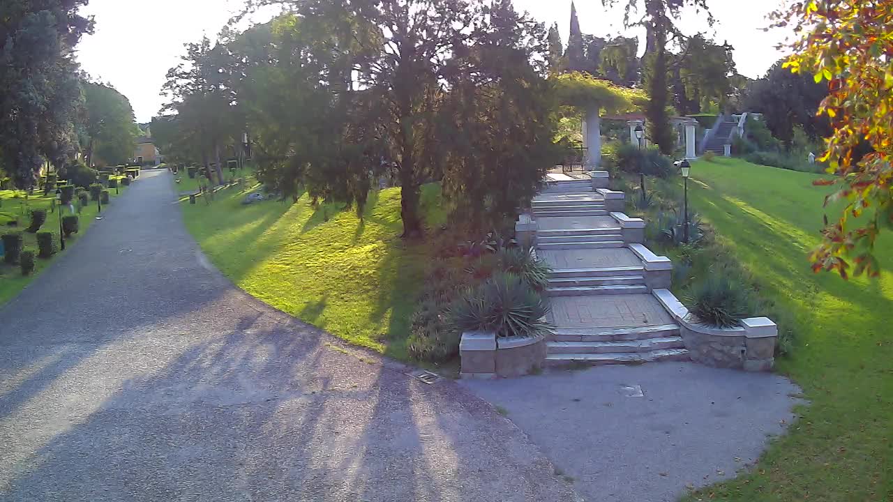 Spletna kamera park Coronini Kronberg – Gorica