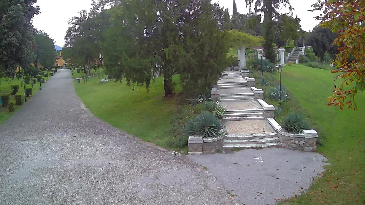 Spletna kamera park Coronini Kronberg – Gorica