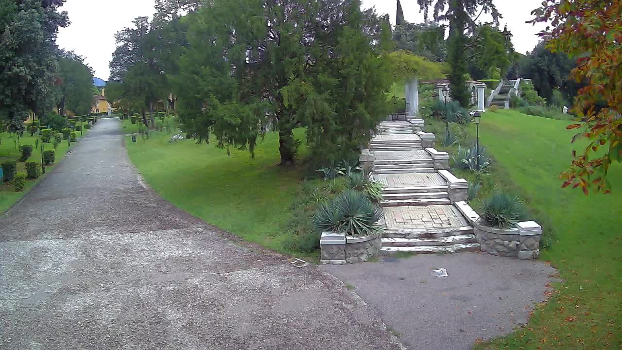 Spletna kamera park Coronini Kronberg – Gorica