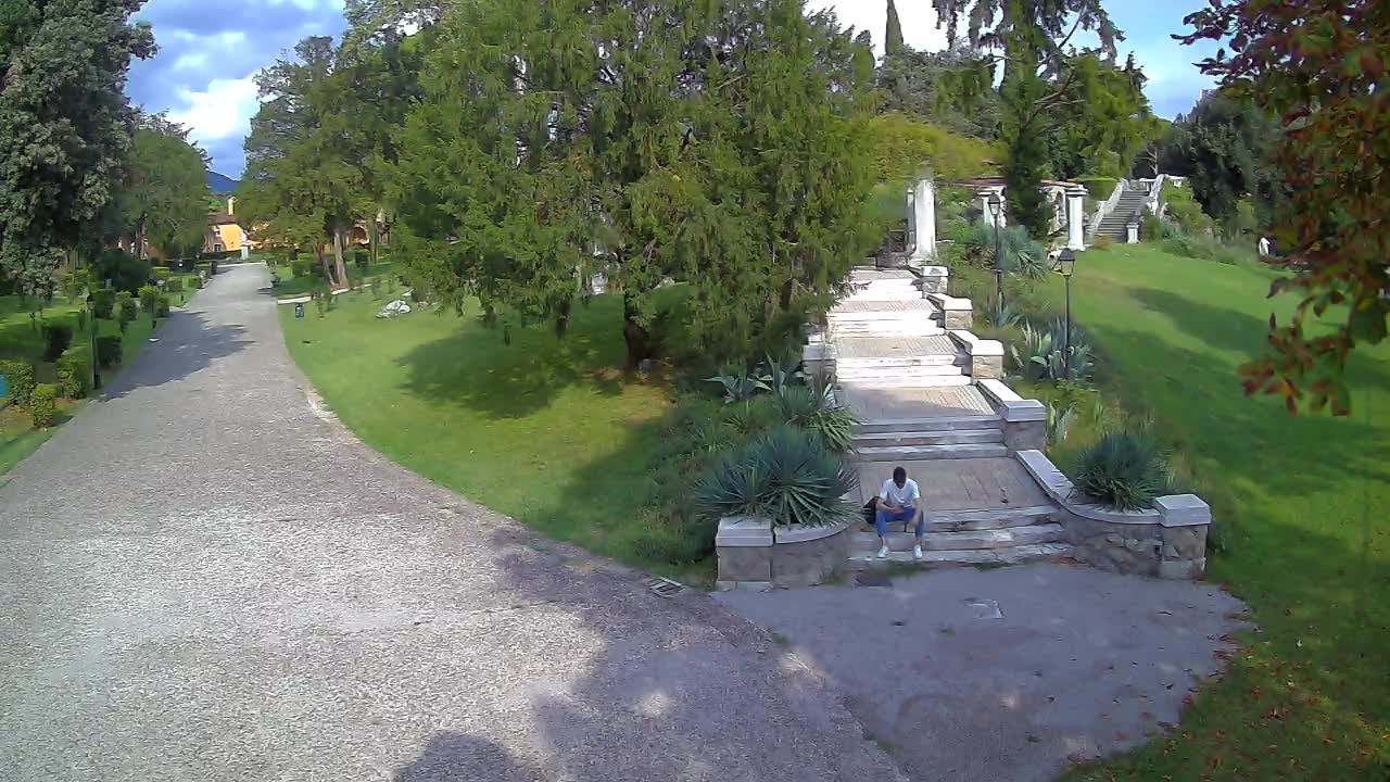 Spletna kamera park Coronini Kronberg – Gorica