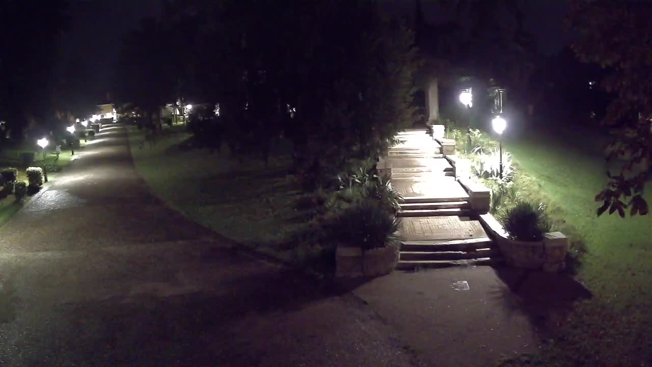 Spletna kamera park Coronini Kronberg – Gorica