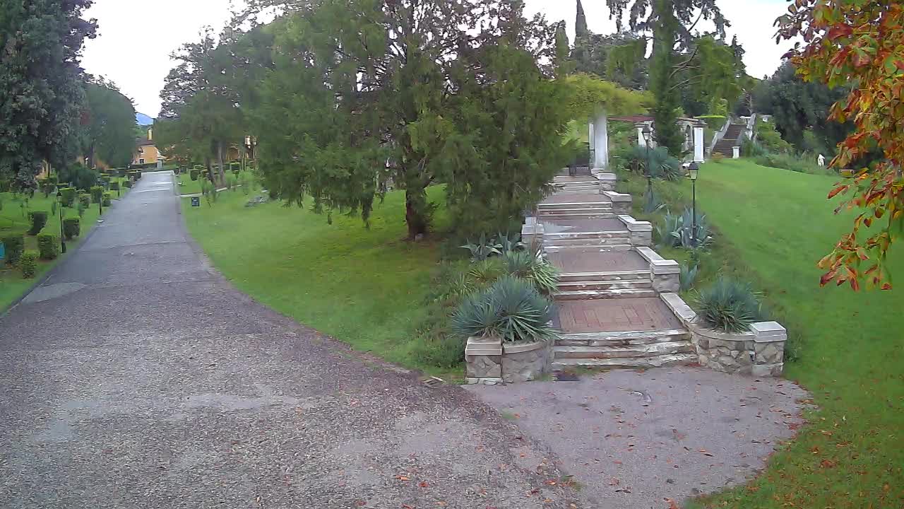 Spletna kamera park Coronini Kronberg – Gorica