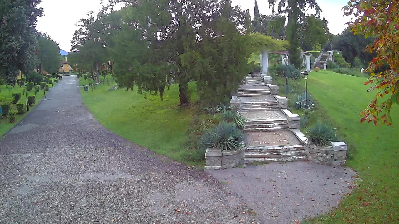 Spletna kamera park Coronini Kronberg – Gorica