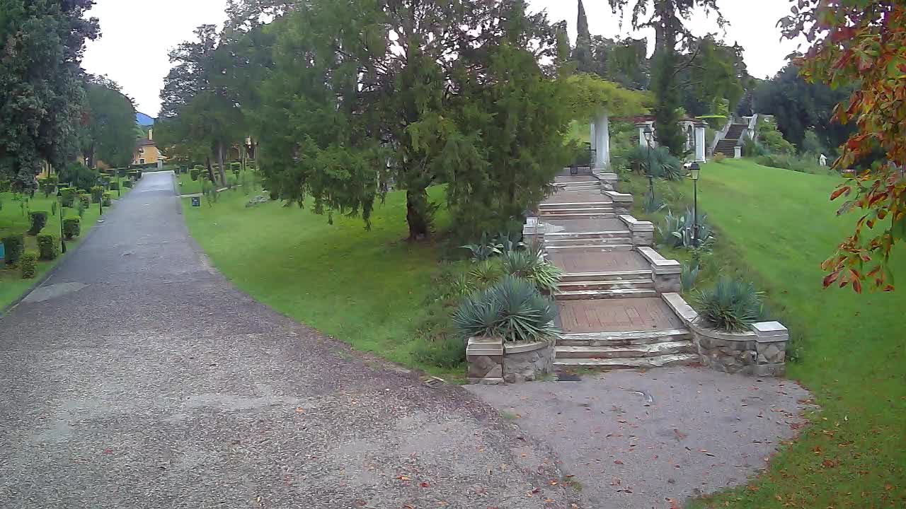 Spletna kamera park Coronini Kronberg – Gorica