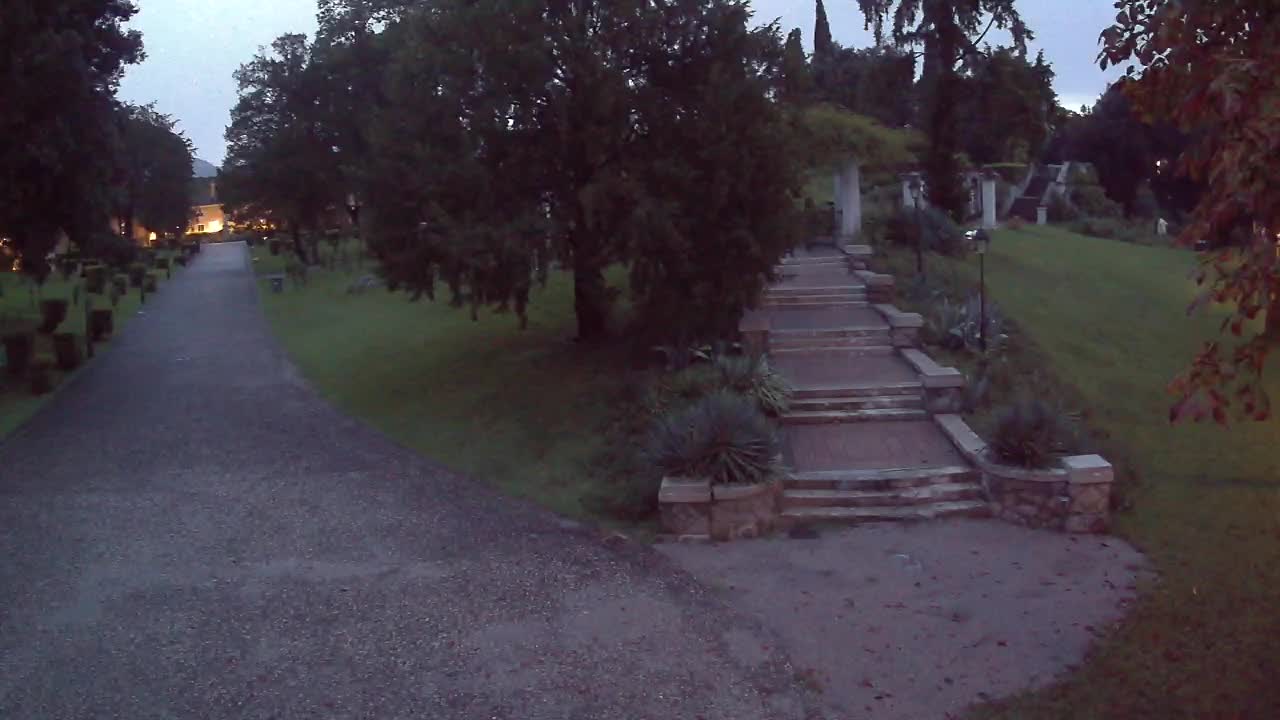 Parco Coronini-Cronberg Live Webcam – Green Oasis