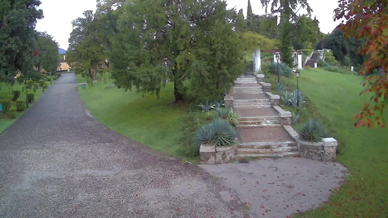 Spletna kamera park Coronini Kronberg – Gorica