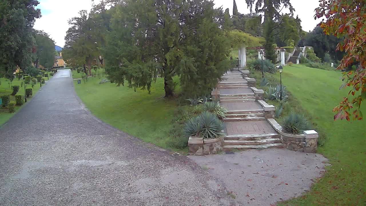 Spletna kamera park Coronini Kronberg – Gorica