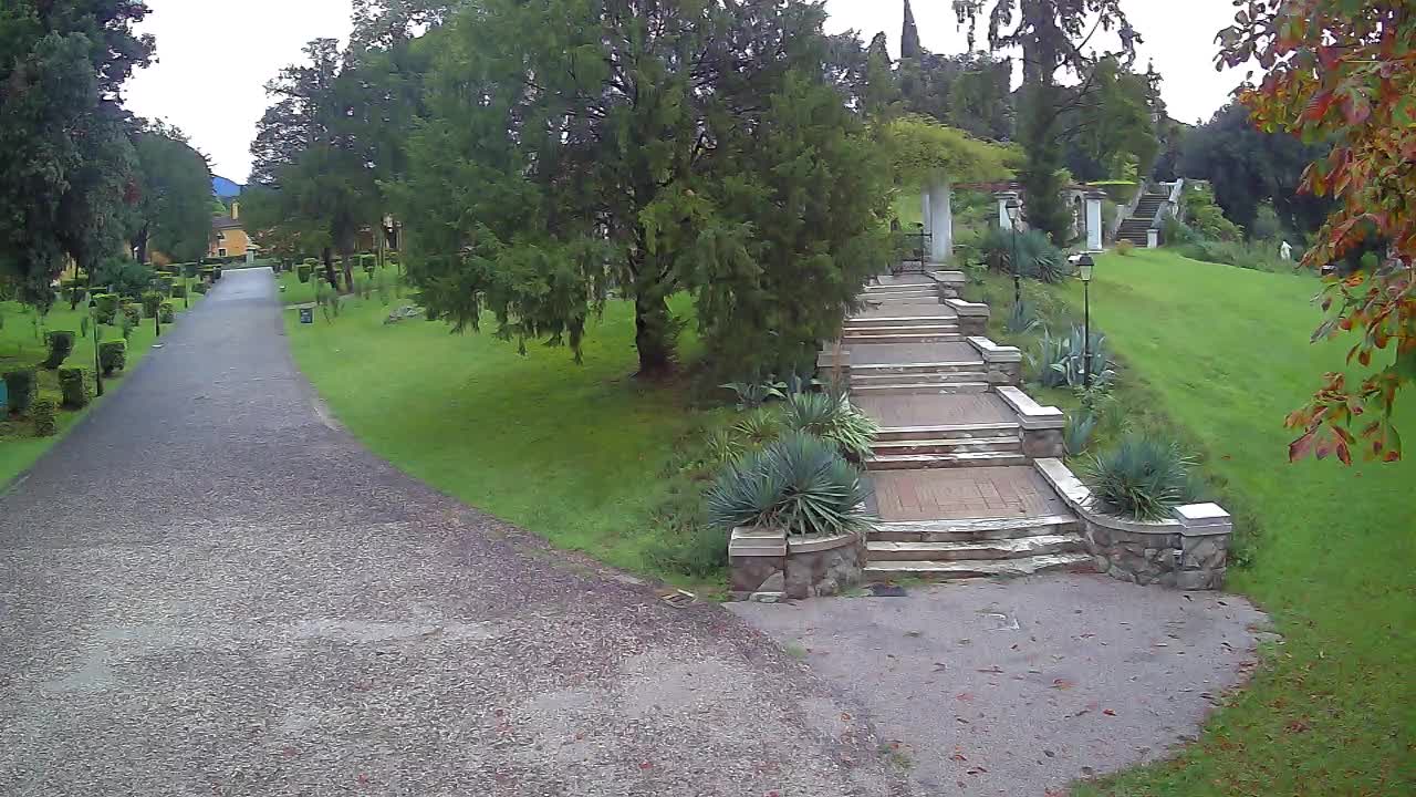 Spletna kamera park Coronini Kronberg – Gorica