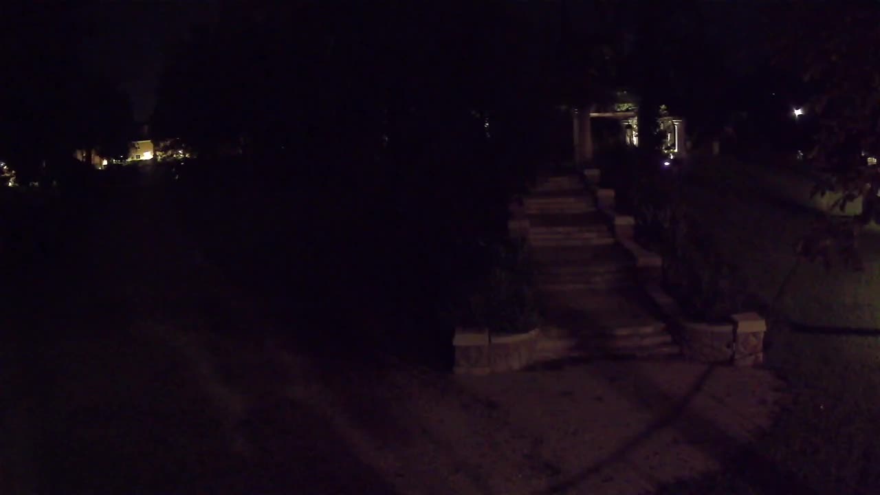 Parco Coronini-Cronberg Live Webcam – Green Oasis
