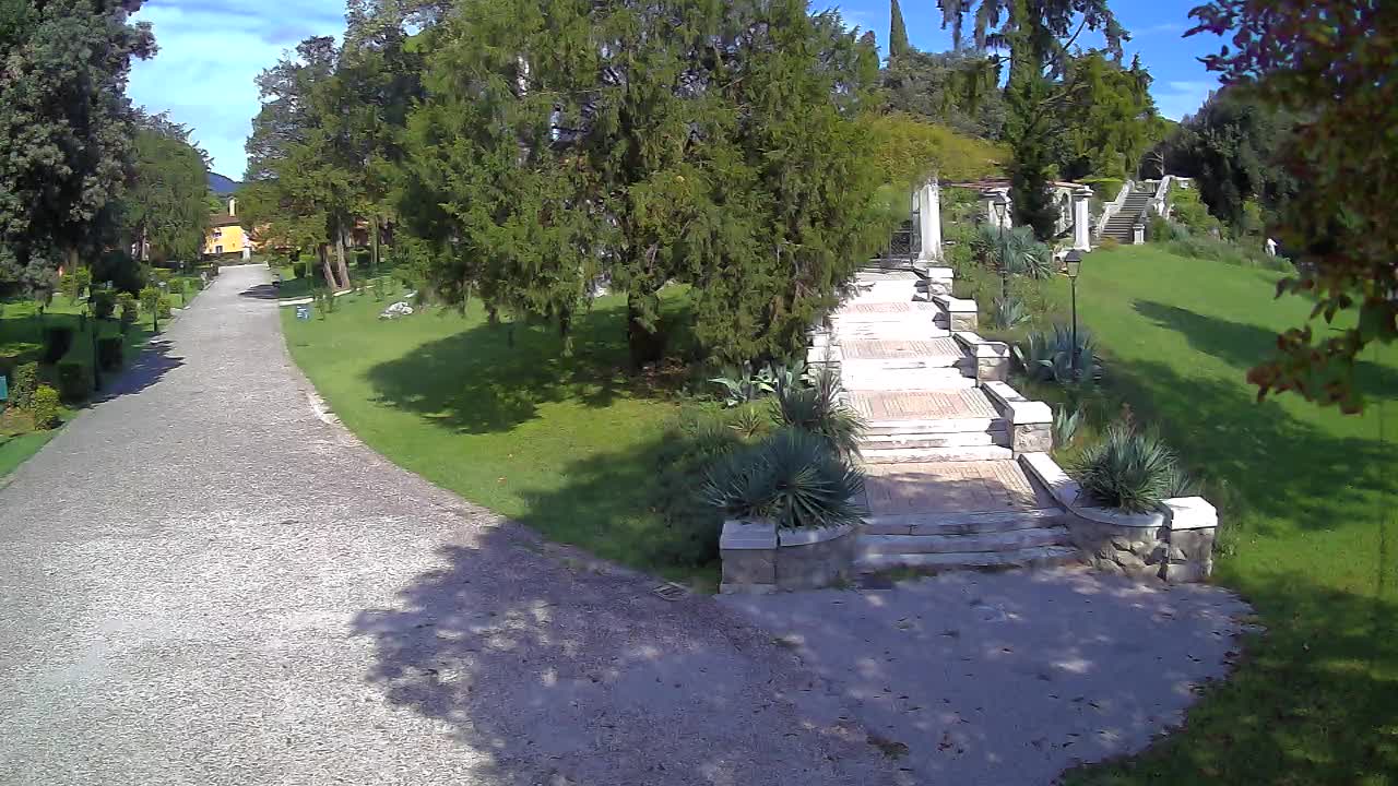 Spletna kamera park Coronini Kronberg – Gorica