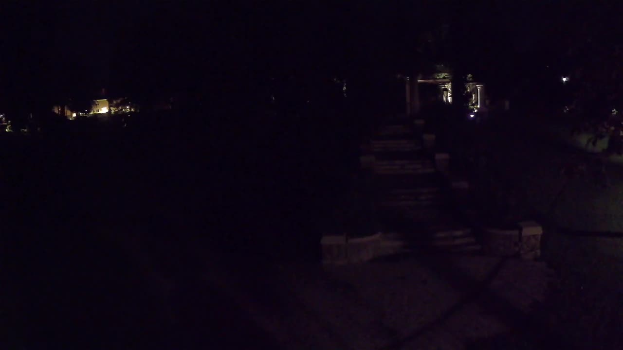 Parco Coronini-Cronberg Live Webcam – Green Oasis