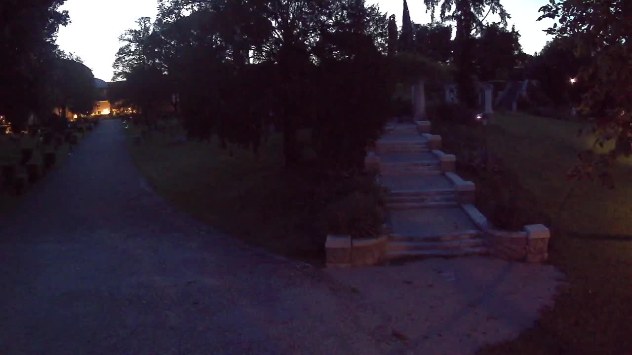 Parco Coronini-Cronberg Live Webcam – Green Oasis