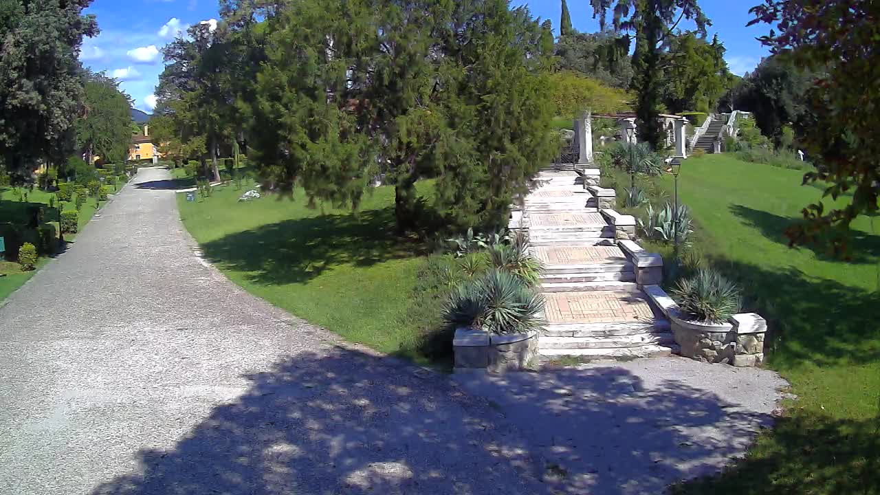 Spletna kamera park Coronini Kronberg – Gorica