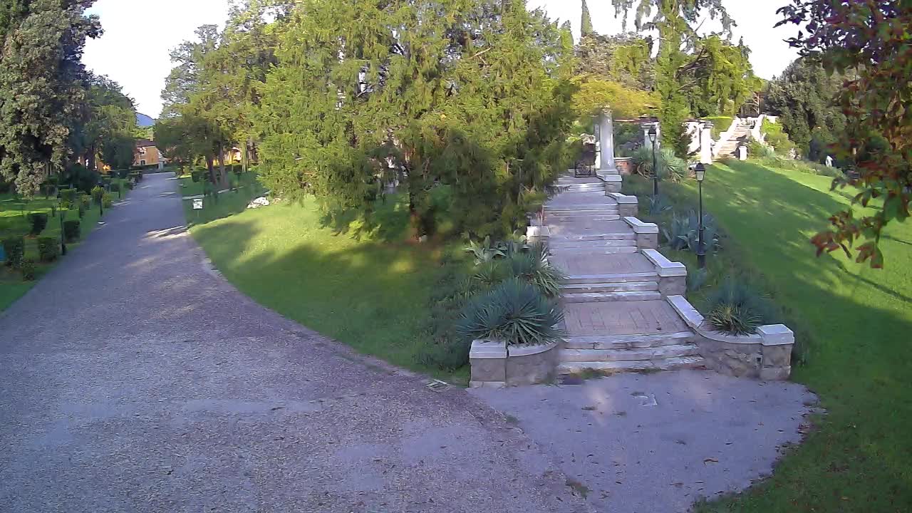 Spletna kamera park Coronini Kronberg – Gorica