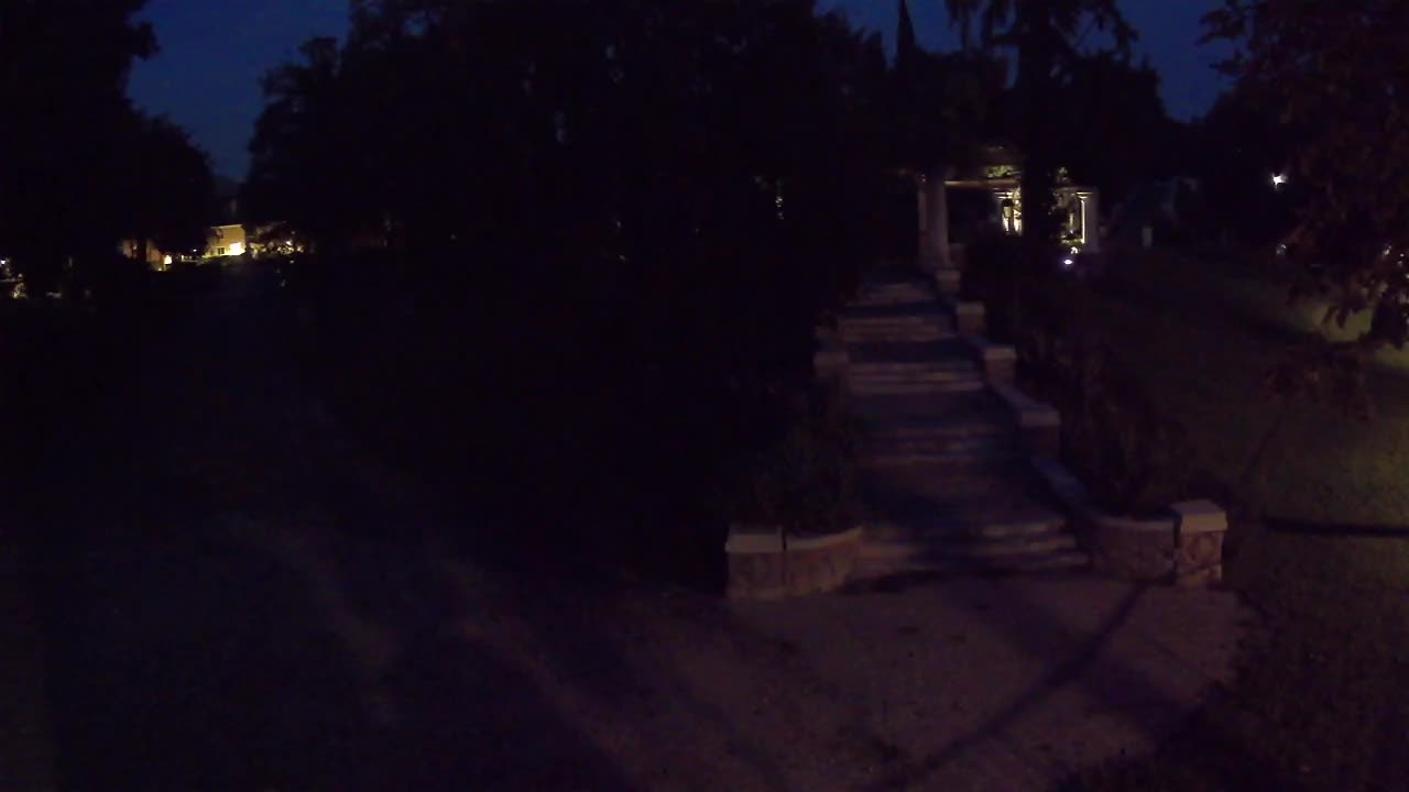 Spletna kamera park Coronini Kronberg – Gorica