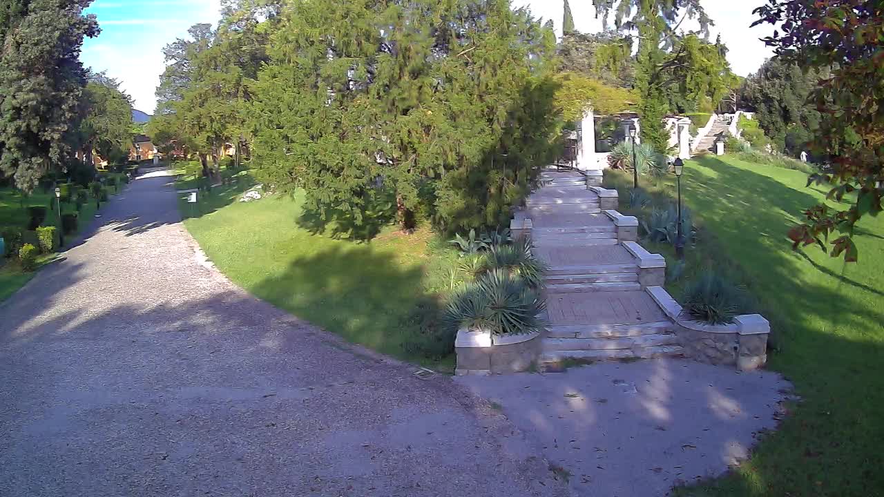 Spletna kamera park Coronini Kronberg – Gorica