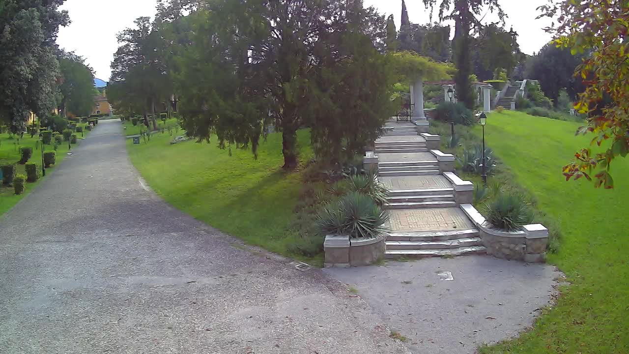 Spletna kamera park Coronini Kronberg – Gorica