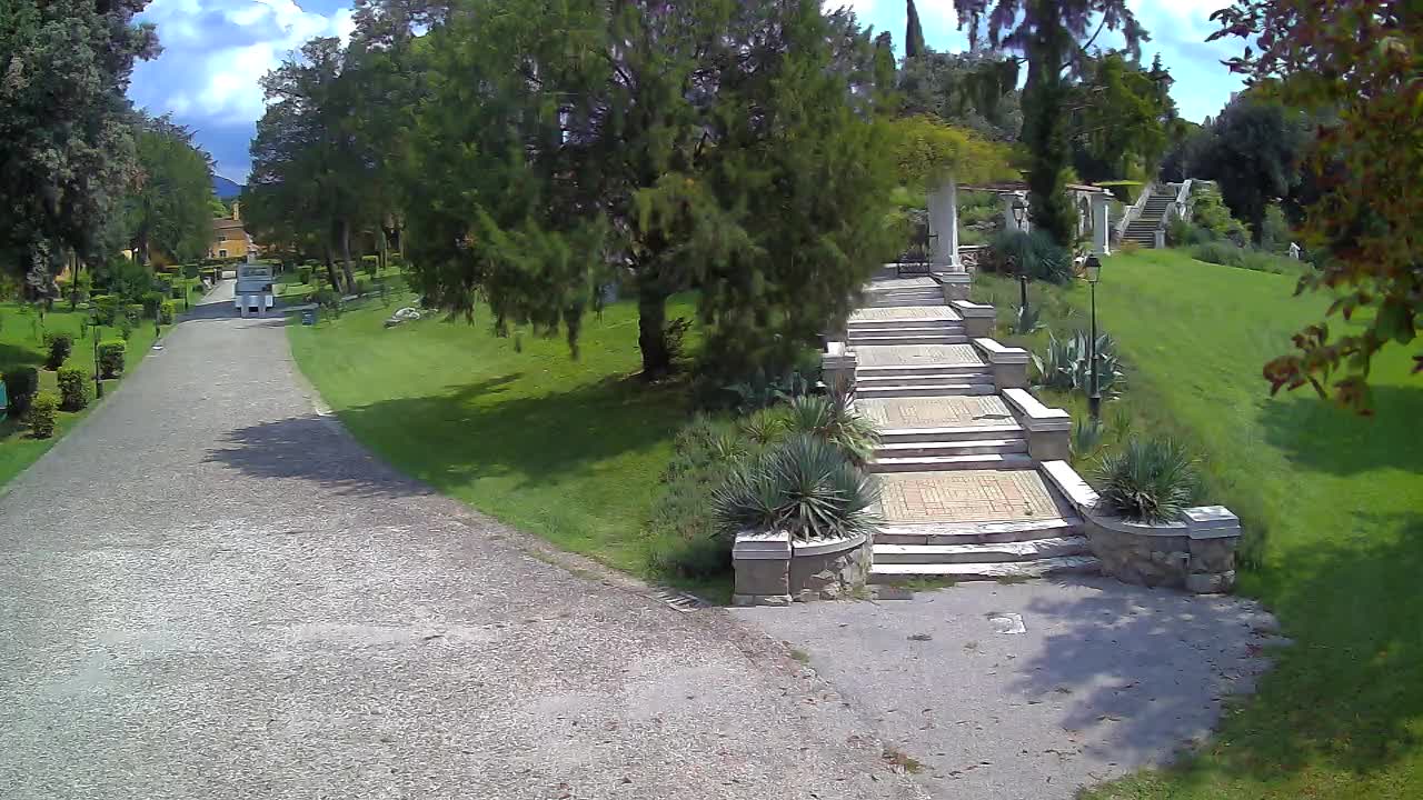 Spletna kamera park Coronini Kronberg – Gorica