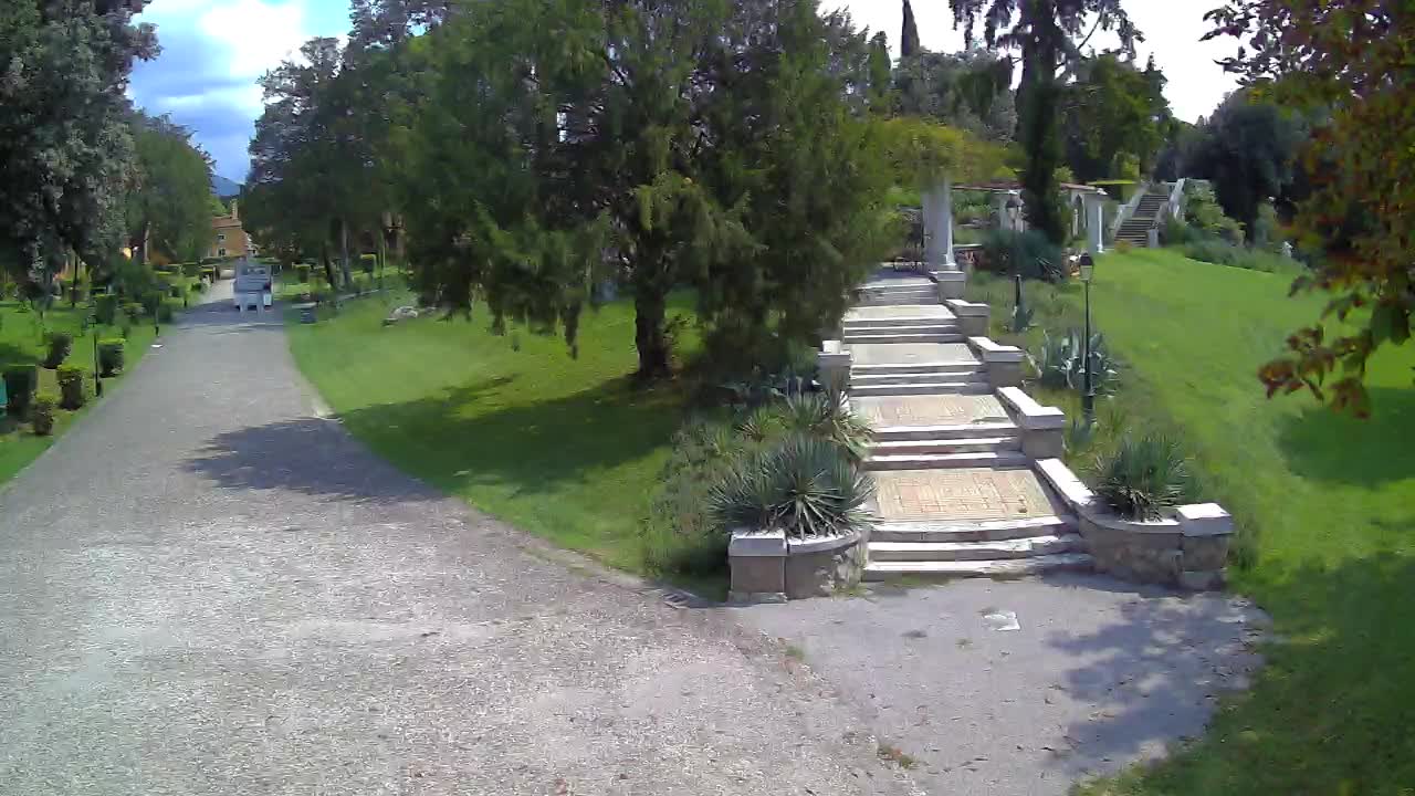 Spletna kamera park Coronini Kronberg – Gorica