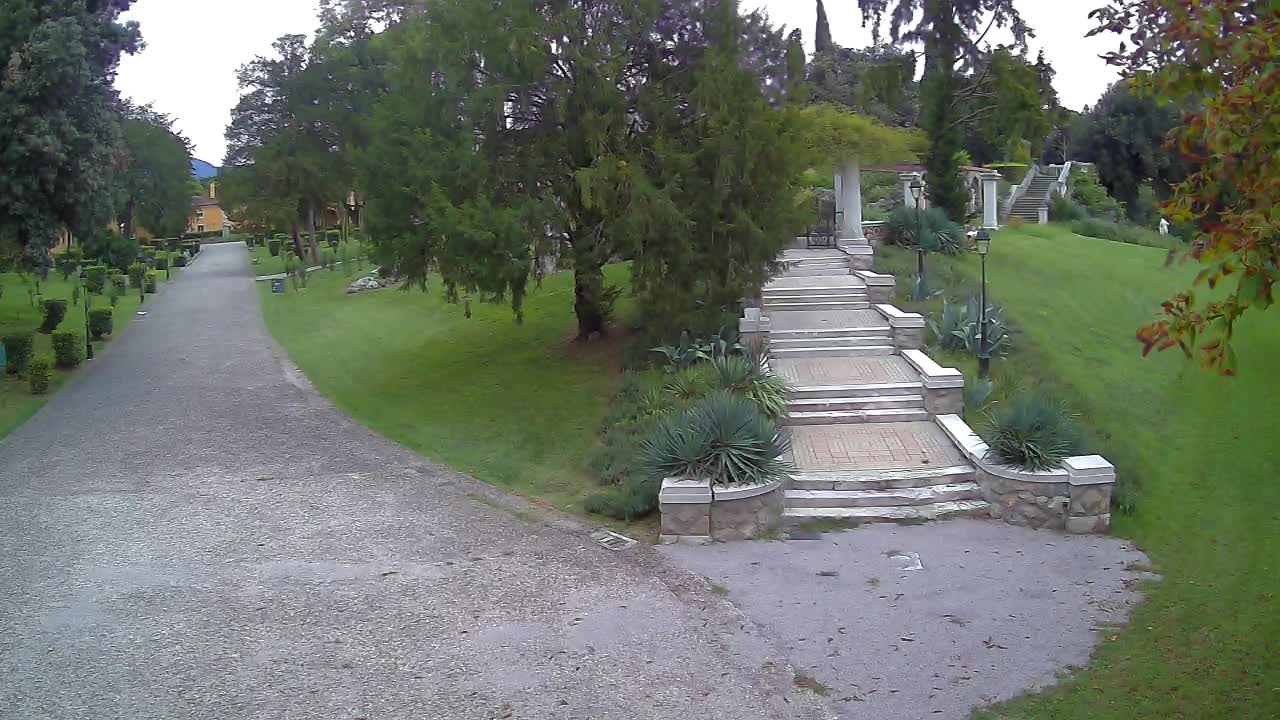 Spletna kamera park Coronini Kronberg – Gorica
