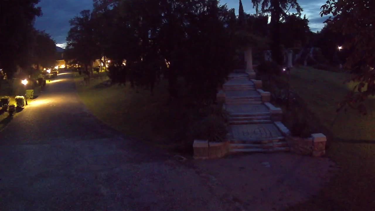 Spletna kamera park Coronini Kronberg – Gorica