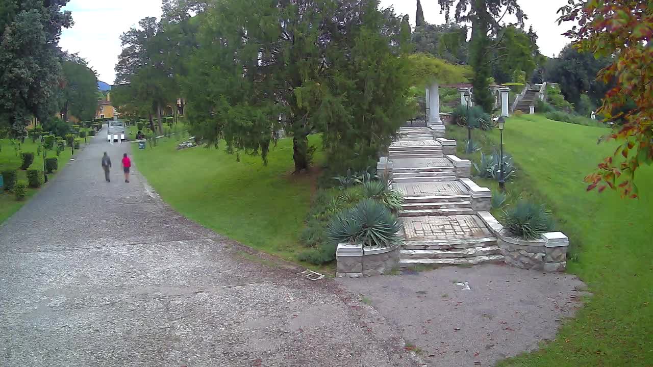 Parco Coronini-Cronberg Live Webcam – Green Oasis