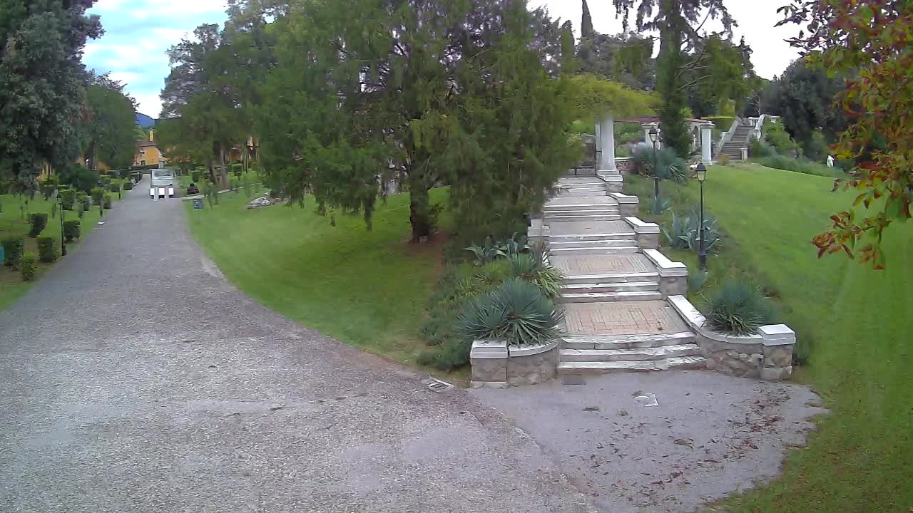 Spletna kamera park Coronini Kronberg – Gorica